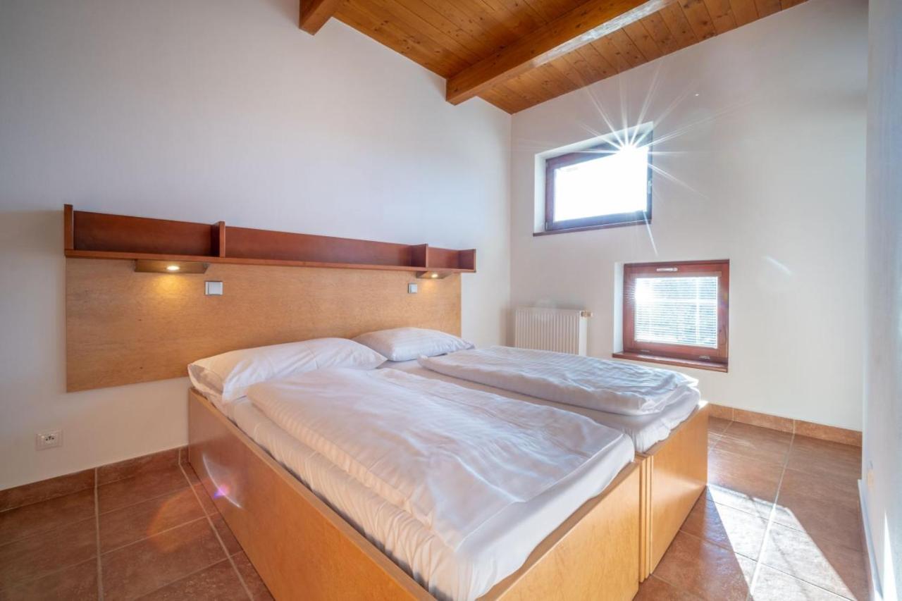 Apartment Doky D8 - Lipno Home Lipno nad Vltavou Exteriör bild
