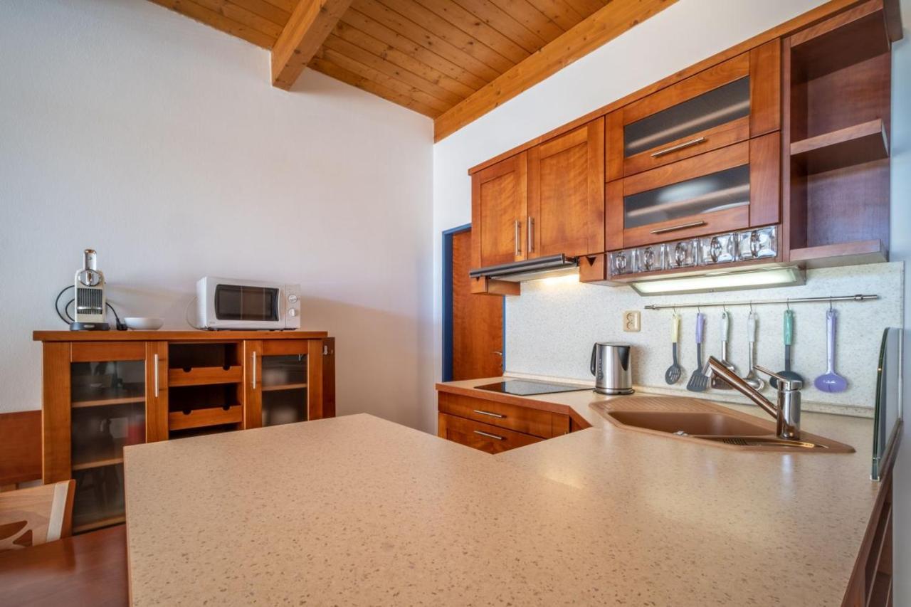 Apartment Doky D8 - Lipno Home Lipno nad Vltavou Exteriör bild